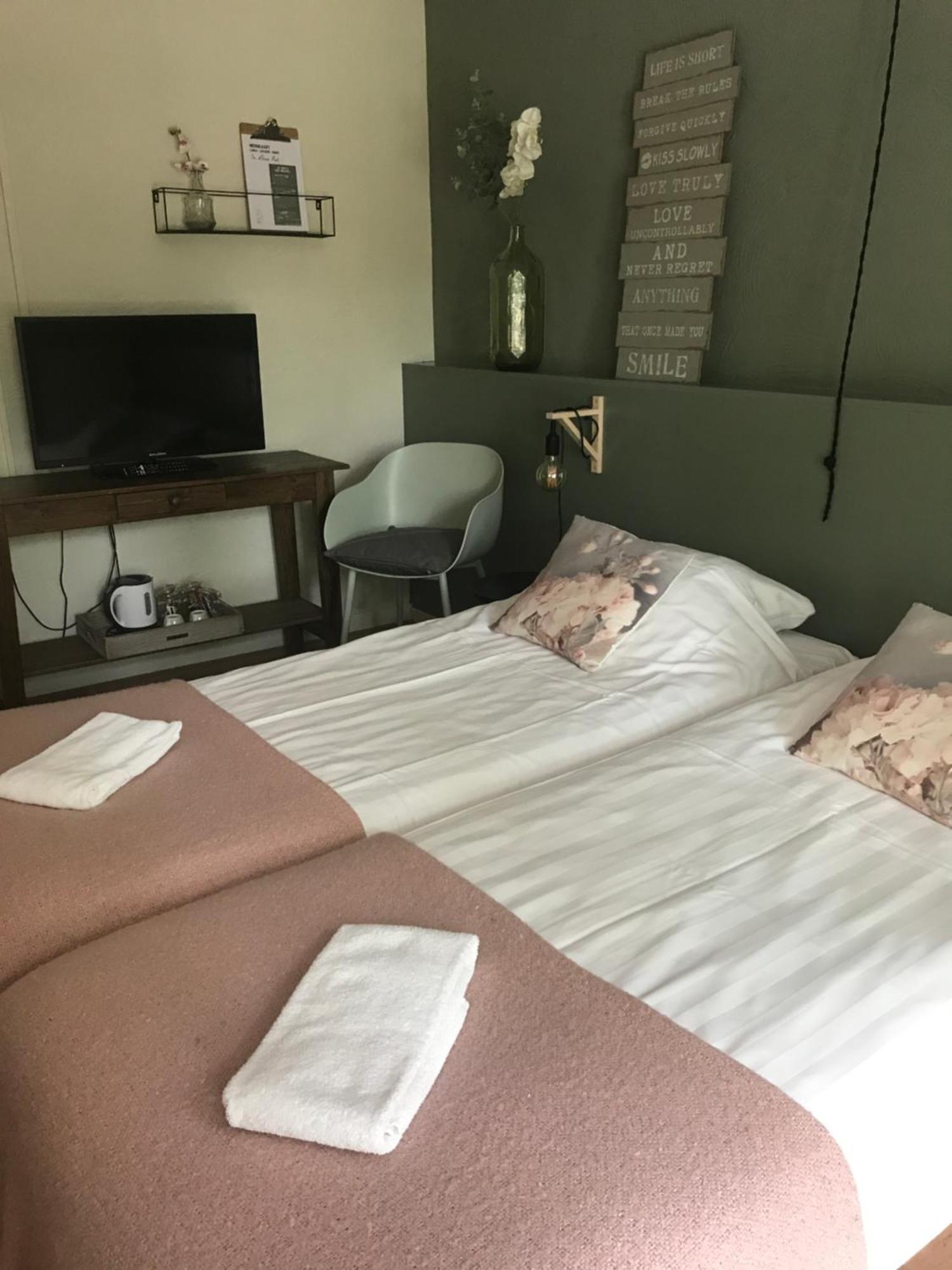 Hotel Restaurant In D'Ouwe Peel Helenaveen 外观 照片